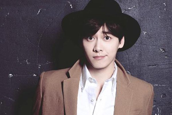 ���׷�̸������Ů�� ˵���Ҫ��ͷ����������Լ�����