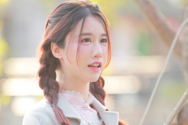 ���Ӿ�2��������¶ ����������߶�д���Ů����