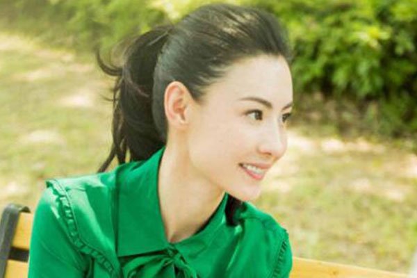 张柏芝第三胎和谁生的 和谢霆锋好像本人否认