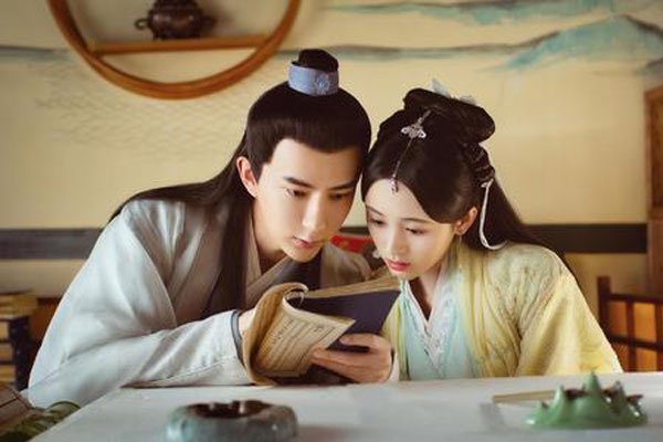 �����ʾ�溵t��ϵ���� ���ѹ�ϵ�͹��˹˲���̸��˵��