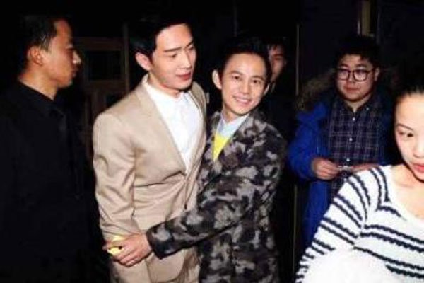 ����Gay���ľ�Ȼ�ǹ� ���ǻ��������Ӷ��������