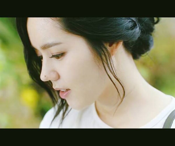 �����˱��������� �ı���Ů����̬��Ƭ