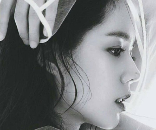 �����˱��������� �ı���Ů����̬��Ƭ