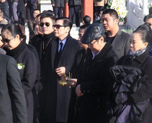 ��ǿ��ʤʲô��ϵ ���ֵ�˭������