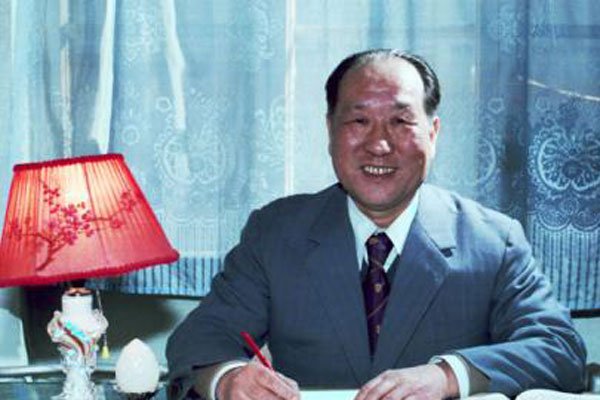 ������Ϊʲô����үү ��;���ϵ�ѧҵ��ô���Լ�˵