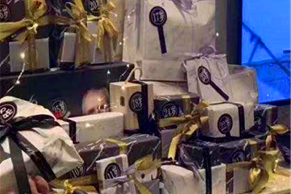 �Ϻ������ḻ�ű������� �����Ϲ��ĸ�������С���������