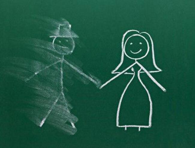 ʮ�����ŷ�Ծ��������ʵȫͼ�ع� ��ĸ�߷�����Ƶ���������Ǽ�