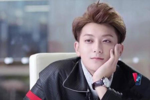 ����躽�������Ů���� �Դ������˵��Ӿ���������