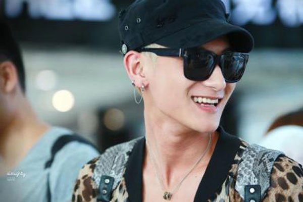 ����躽�������Ů���� �Դ������˵��Ӿ���������