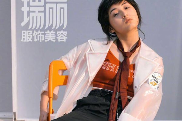 ���ӷ�ļҳ���˭ ��ĸ��˭����ʲô��