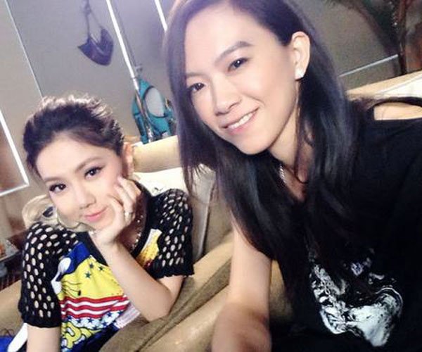 张芸京的嗓子怎么回事 变性的传闻是不是真的现在那么女人