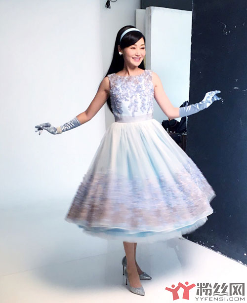 ������������������� ���޵�һ���ȵ���Ƥ��Ů������Ȼ