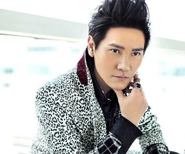 ���Ӿ����żҺ����� ����ӱ�Ͷ��Ӿ���Ȼ��������ϵ