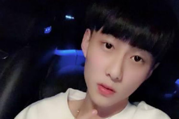 王乐乐杨清柠个人资料 是王乐乐逼得杨清柠走投无路的吗