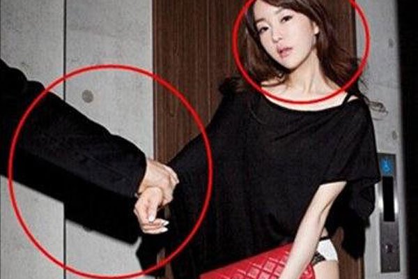 崔雪莉ktv照片事件 黑红的女艺人这料够劲儿