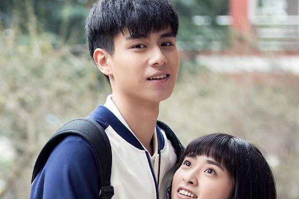 胡一天沈月亲吻视频 为了剧情内心很嫌弃真假