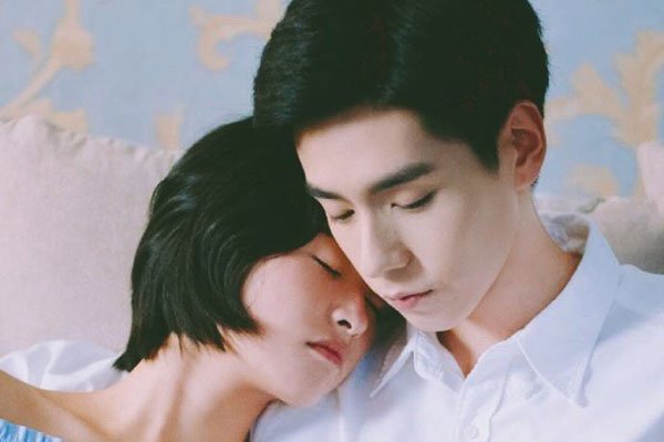 胡一天沈月亲吻视频 为了剧情内心很嫌弃真假