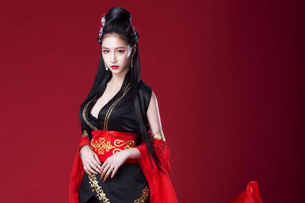 �ֲ���ձ��º������ ���Ŷ����ڱ�����ô˵