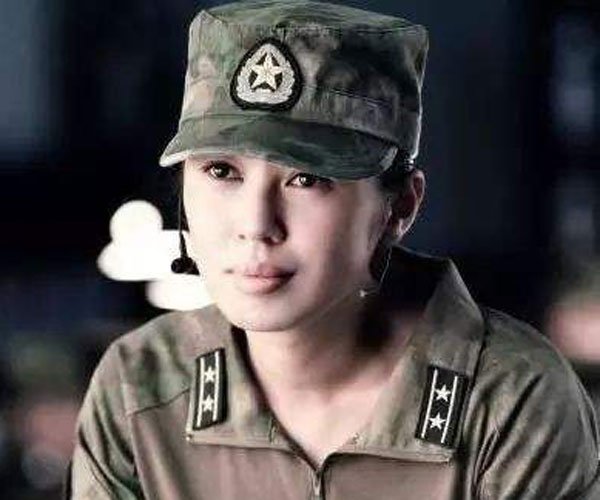 ����ս�Ǿ�װ����͹�� ս����ʲôʱ����ӳŮ����˭