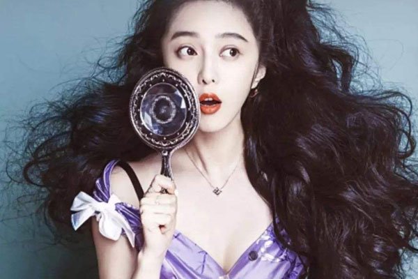 范冰冰最光的一张图片 和李晨玩腻了才选择分手