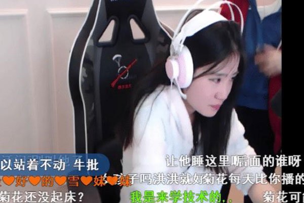 ����ѩ�Լ����� ����ѩ�;ջ�������ô����