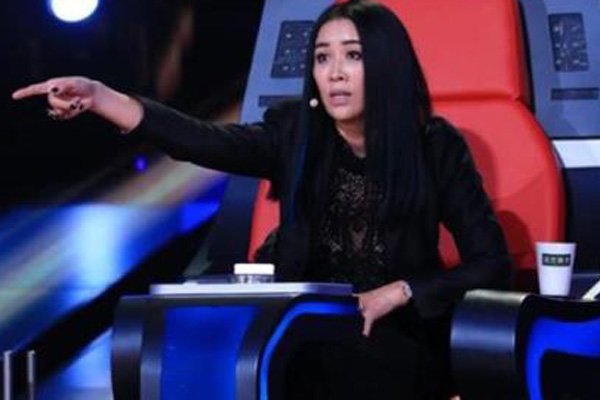 ���ɺ���Ӣ��ô���� ��Ӣ���ʵ��ɳ�Ƭ������͵�����Ʒ