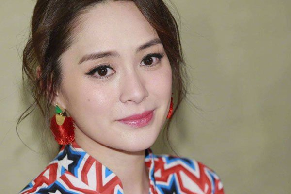 ����8�������ڵ� ������һ��̤�������ǰ���������