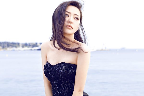 张靓颖R环事件怎么回事 张靓颖为什么叫三环公主