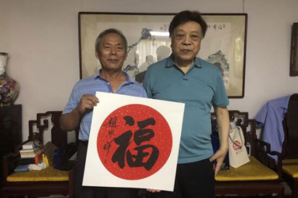 �������ֻ��ļ۸� ������뿪����ֻ�ܿ�����׬Ǯ��