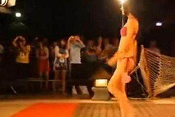 �������·����� Ӿ�����⻬���¼�˿����Ӱ�����ķ�ɼ�����