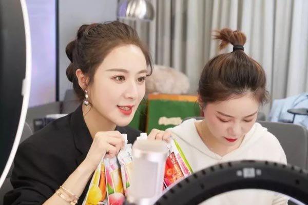 薇娅和助力琦儿是什么关系 默契度太高误以为是姐妹