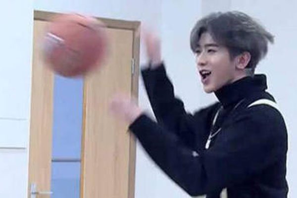 �����������������Ƶ��Ƭ �ۣ��ֵ���̫�ܸ�������