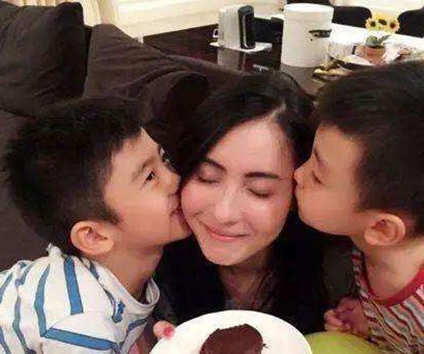 л���Ű�֥�ڷ�����Ƶ��ô���� �����ĸ���һֱ������