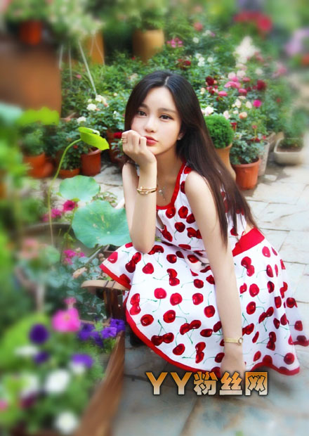 ������ļ�����ô����ô��ô��Ǯ ��־��Ů�������������������