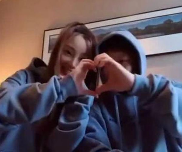 ��˼����С贳�����ô���� С��˯����ô��Ů��Ҳ���±�Ӧ��