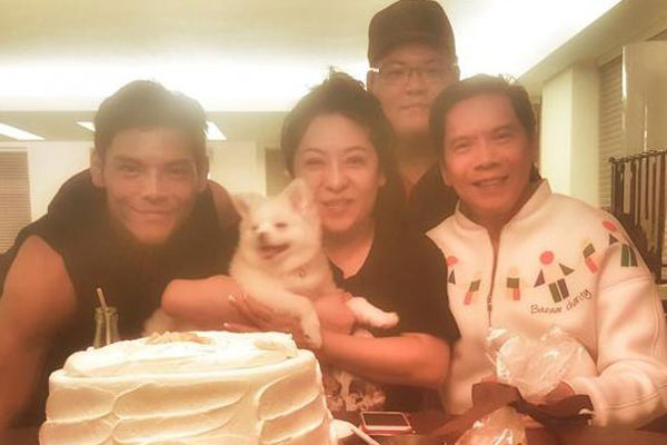 ��ǿ���Ҷ������� ���ڡ�����1����������������ӡ��