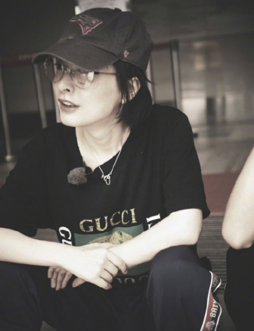 潘玮柏约会嫩妹吴昕怎么办 工作室忙辟谣只是和朋友吃饭