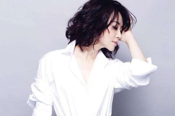 ���类˭ҧ����һ��ͷ������� ����˭ҧ��һ��ͷ(һ������������)