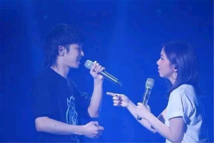 ������ļ�����ϵ��ô�� �����п�Ļ�����������Ͻ���