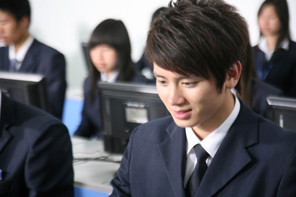 ��������۾�̫���� �������ǰ��Ƭ(����ǰ����Ƭ)