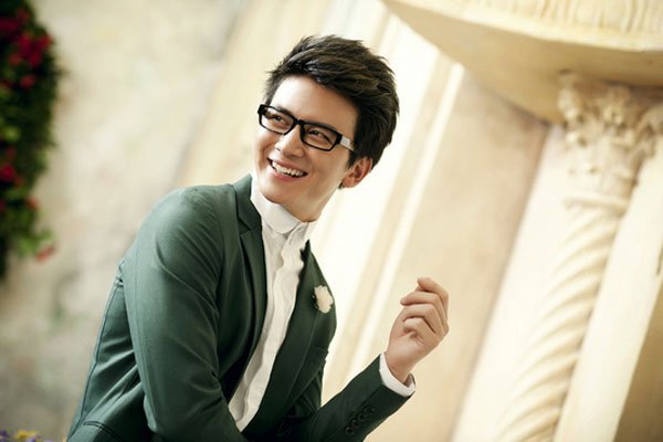 ��������۾�̫���� �������ǰ��Ƭ(����ǰ����Ƭ)