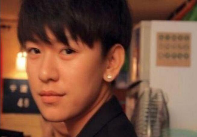 ���Ӿ���ޱ��һ���� ��ޱ���Ӿ��¼���������ô����