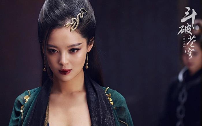 ���׺�����ɯŮ�������������������ʲô ���׽���������ɯ����