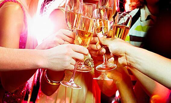 ���Ļ��ȽϺݵ�������һ�� �����Ļ�����˽����100��