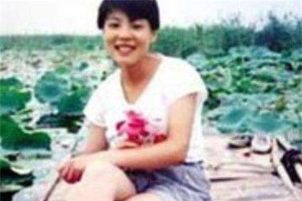 �����ϴ����־�����? �ϴ�С����ֲ����˭