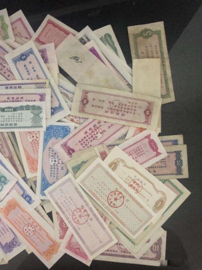 9大粮票回收价格表 看看过去的粮票现在值多少钱