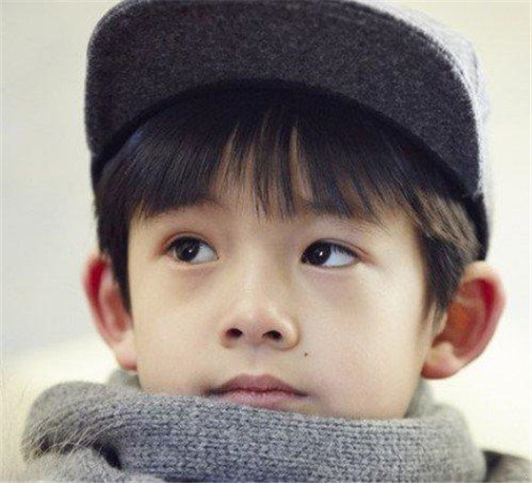 董洁和梁朝伟有什么关系 董洁为梁朝伟产子天涯