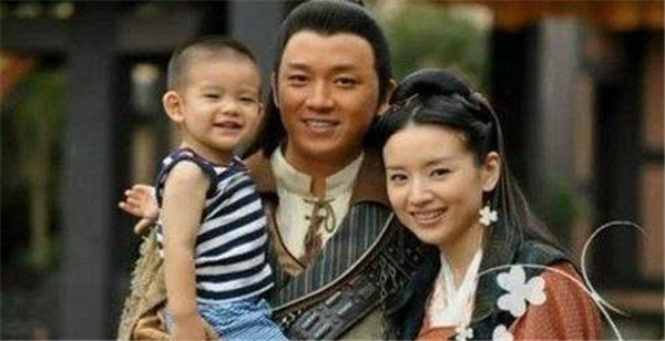 董洁和梁朝伟有什么关系 董洁为梁朝伟产子天涯