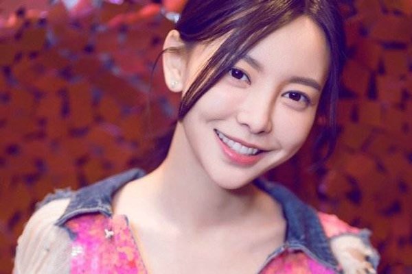 �����ĸ������ϼ�� ����������������t��(Ů��˿������)