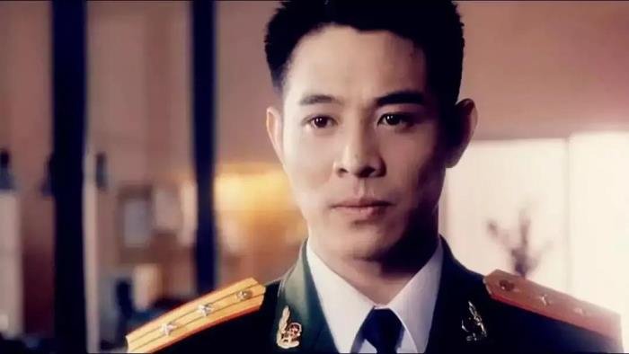 ��������ʵ���ݾ������� ����ʵ۵�үү������˭